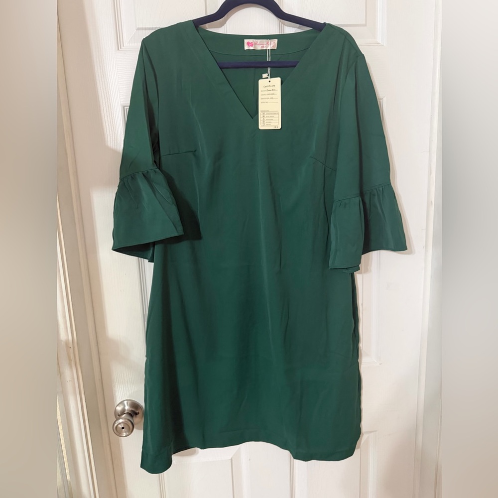 Chic Forest Green V-Neck Dress with Bell Sleeves
